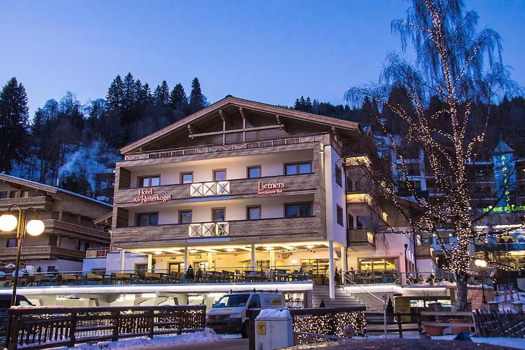 Hotel Am Reiterkogel Saalbach-Hinterglemm Esterno foto